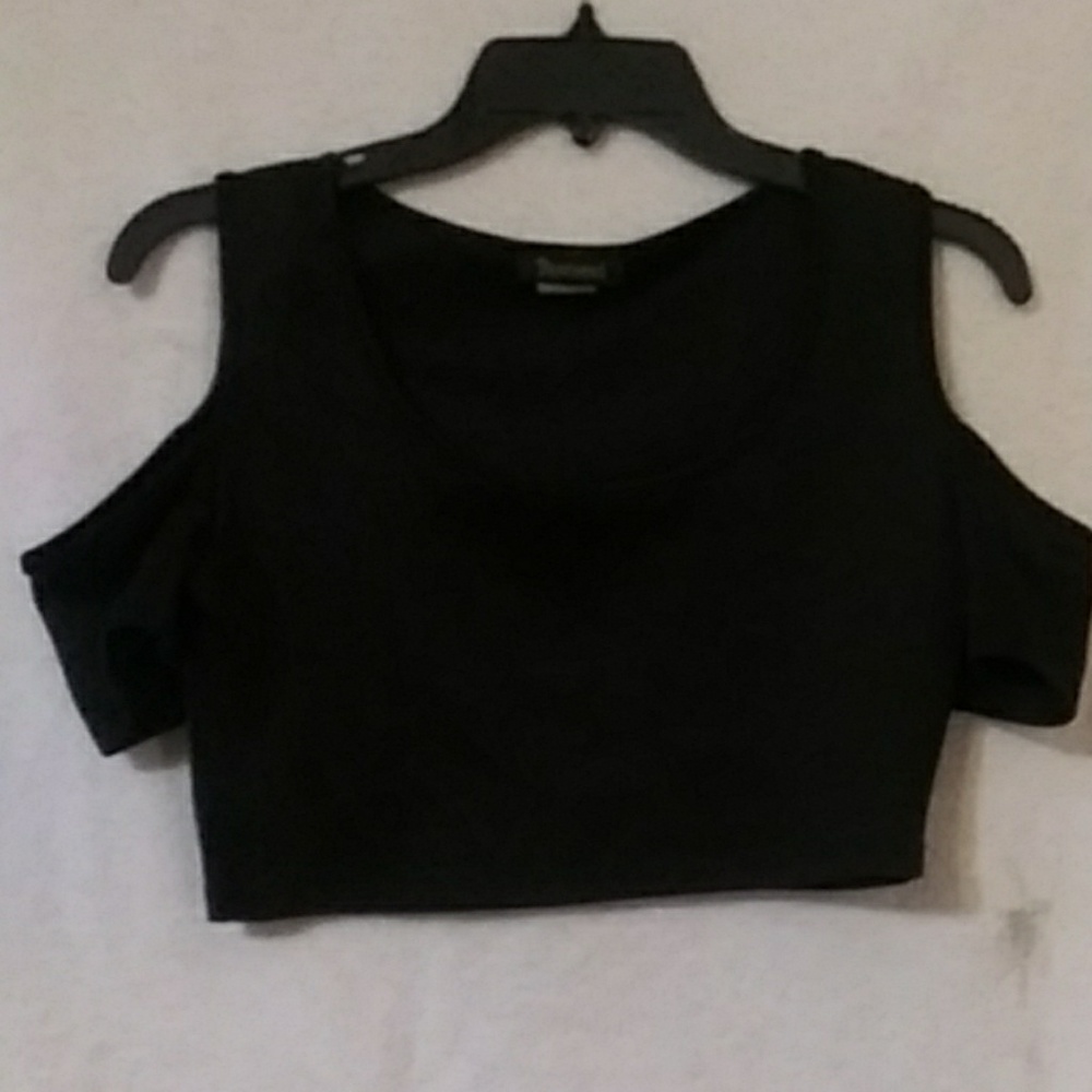 Black Chop Top Off Shoulder shelves